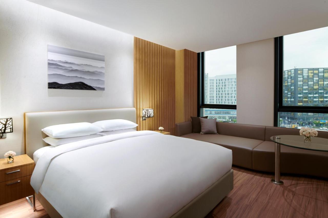 Hotel Courtyard By Marriott Seoul Botanic Park Extérieur photo